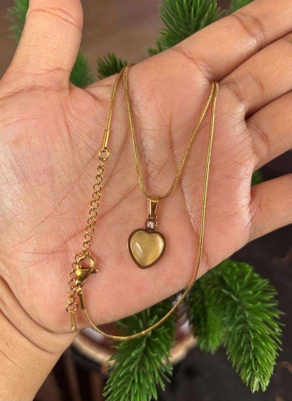 Antitarnish necklace with pendant