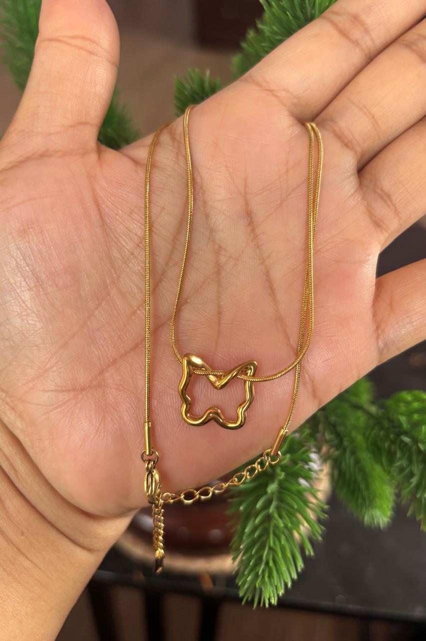 Antitarnish necklace with pendant