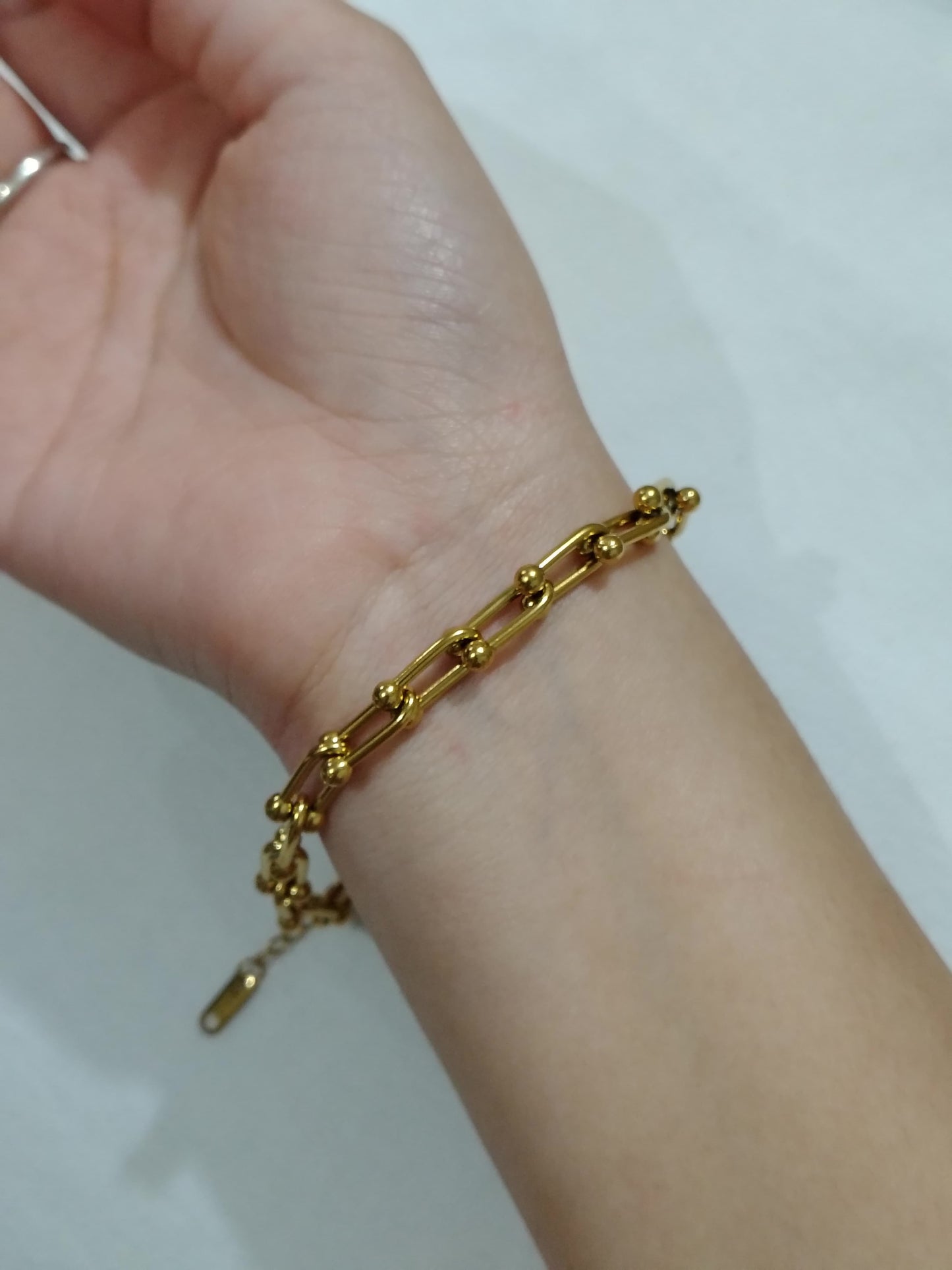 Antitarnish bracelet