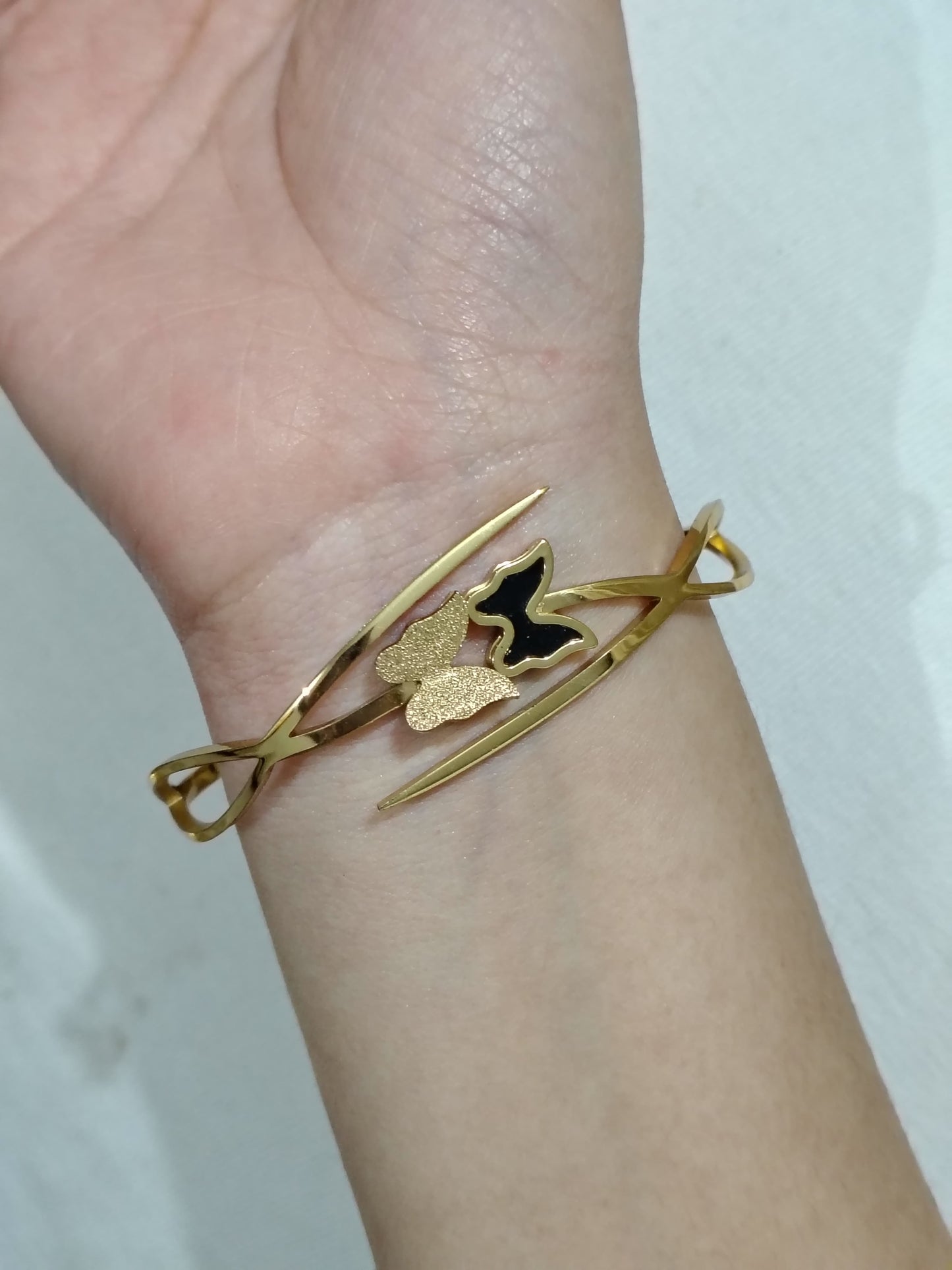 Antitarnish bracelet