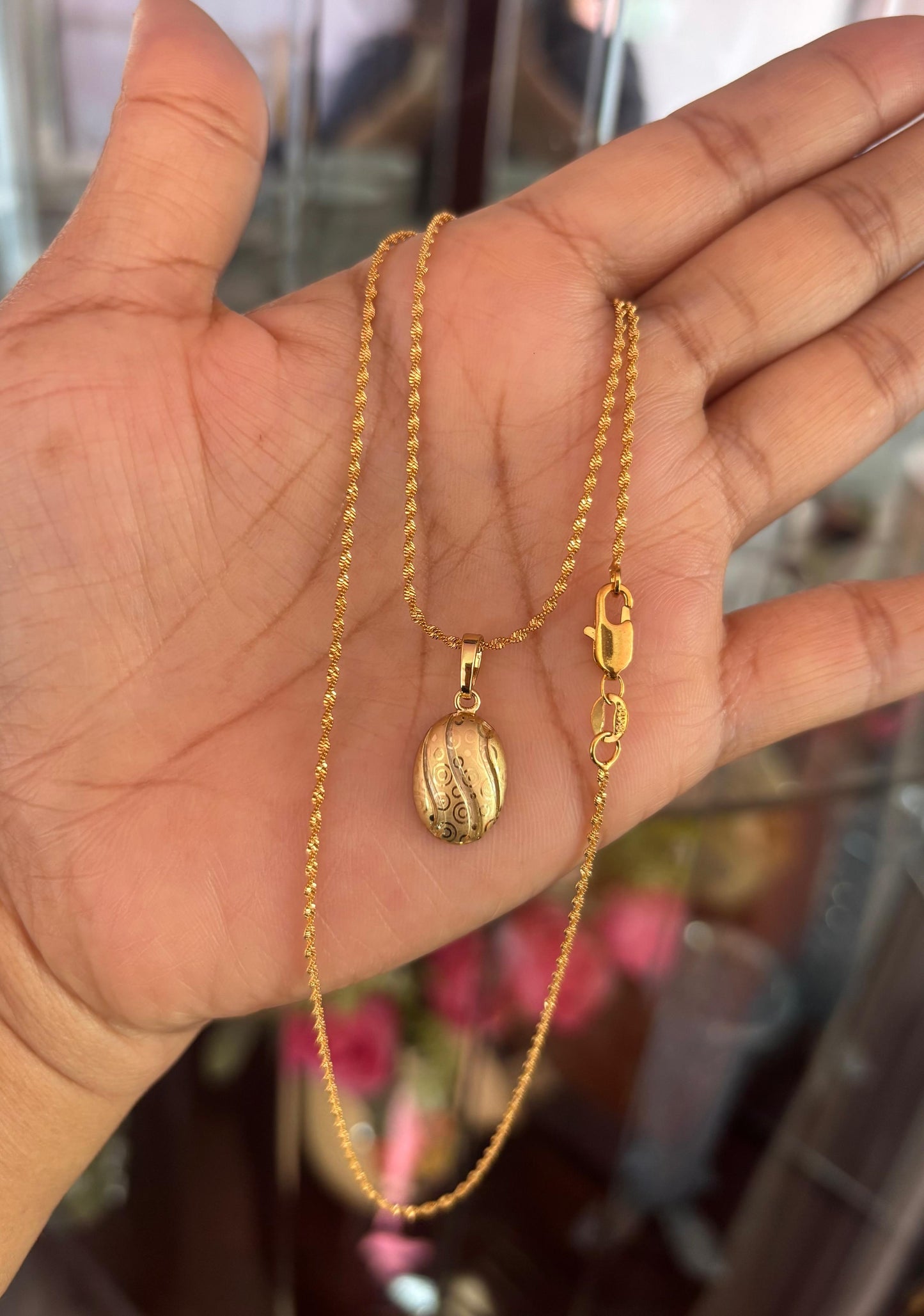 Antitarnish necklace