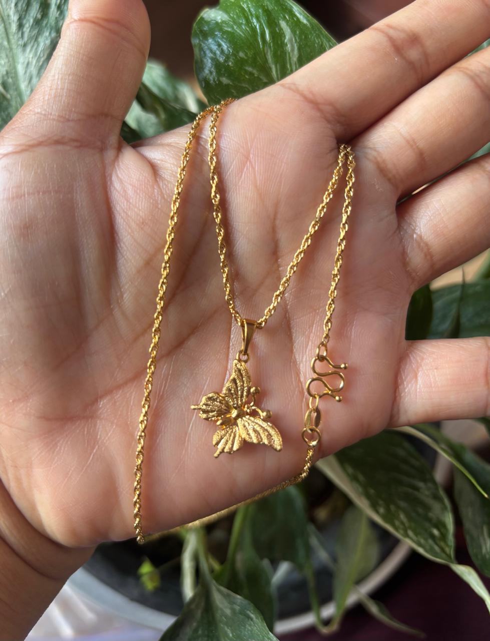 Antitarnish necklace