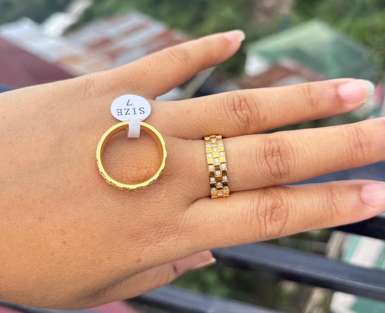 Antitarnish rings