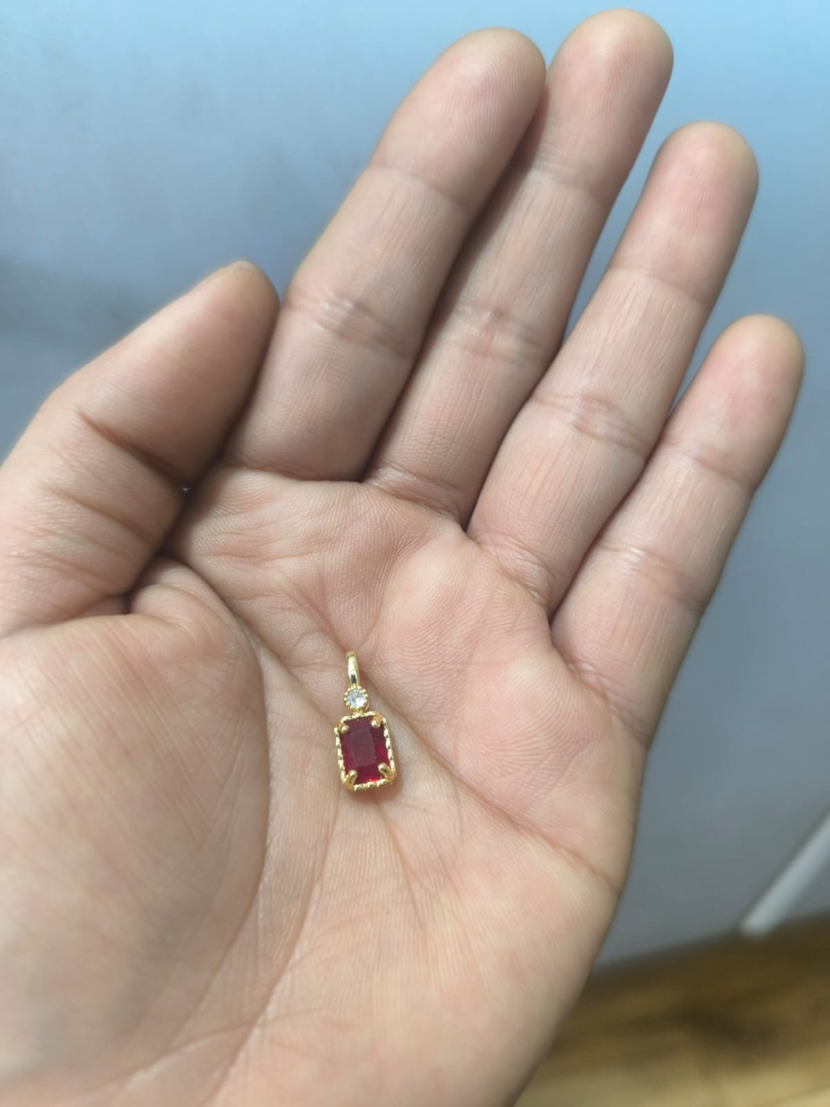 Anti-Tarnish pendant/locket