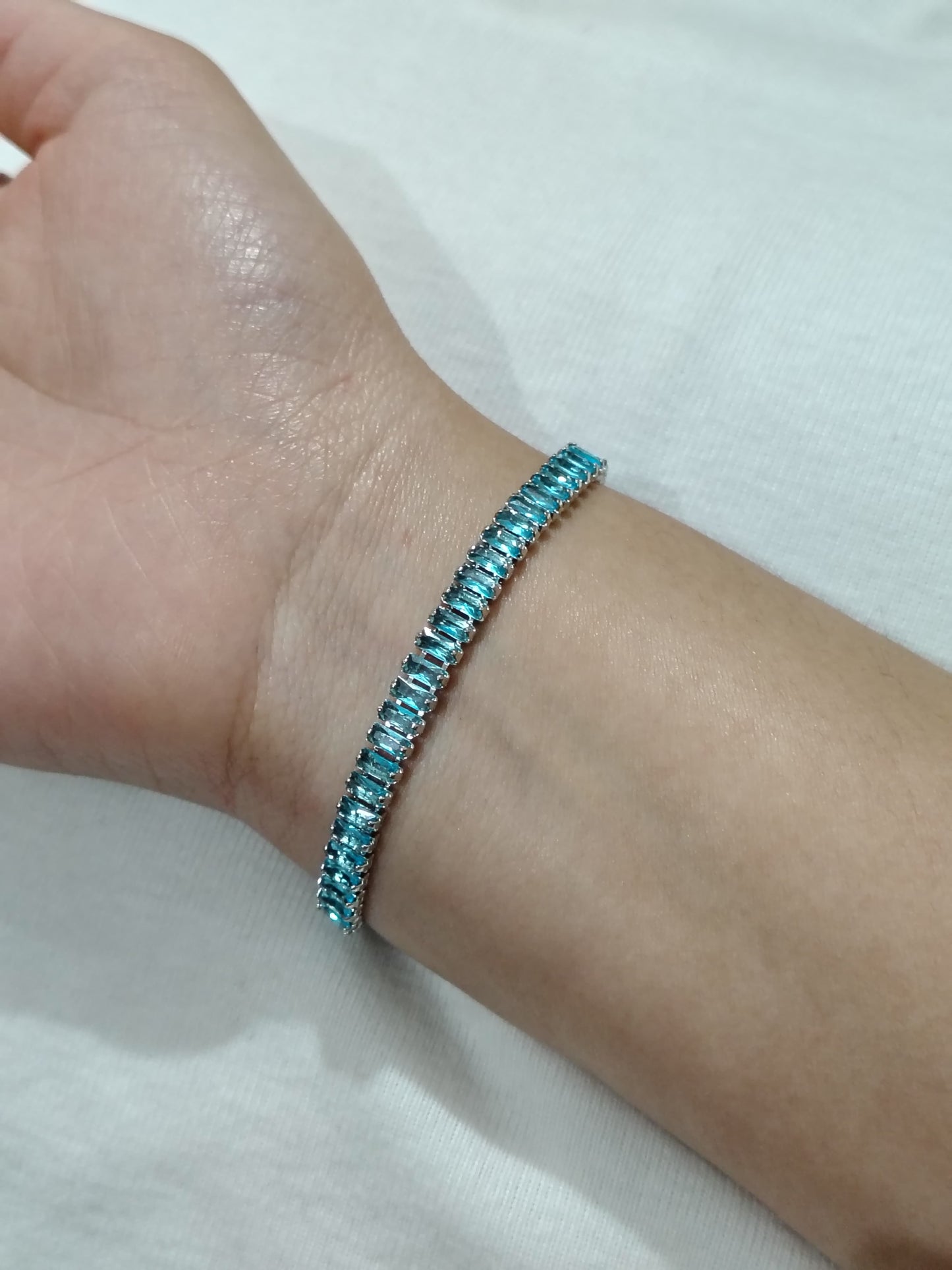 Antitarnish bracelet