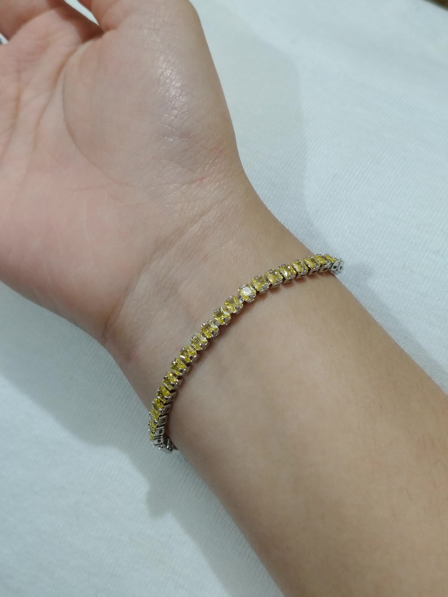 Antitarnish bracelet