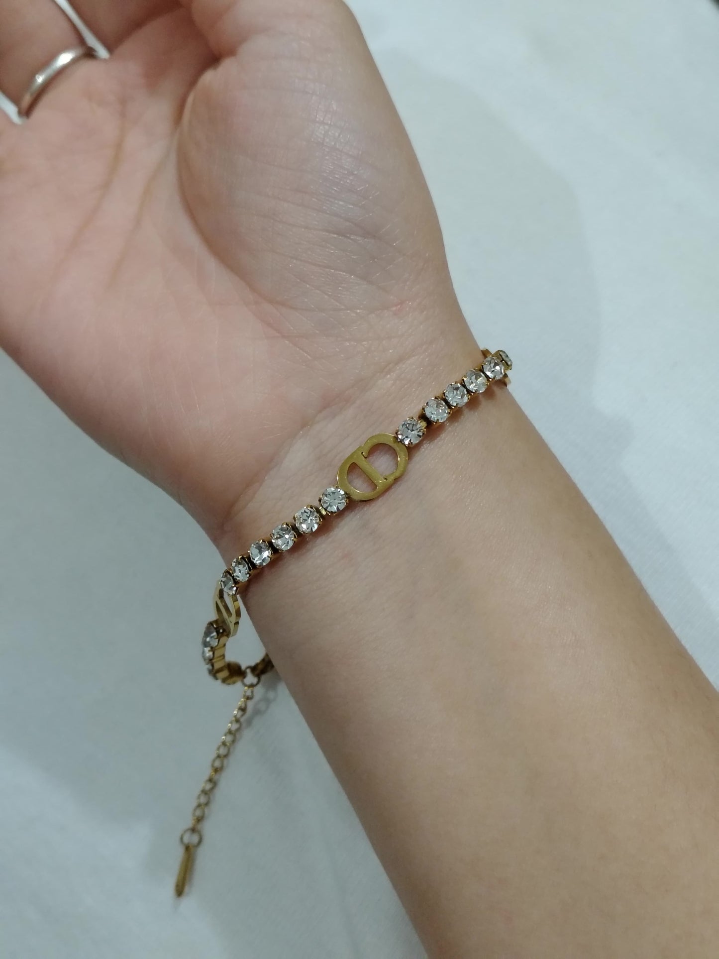 Antitarnish bracelet