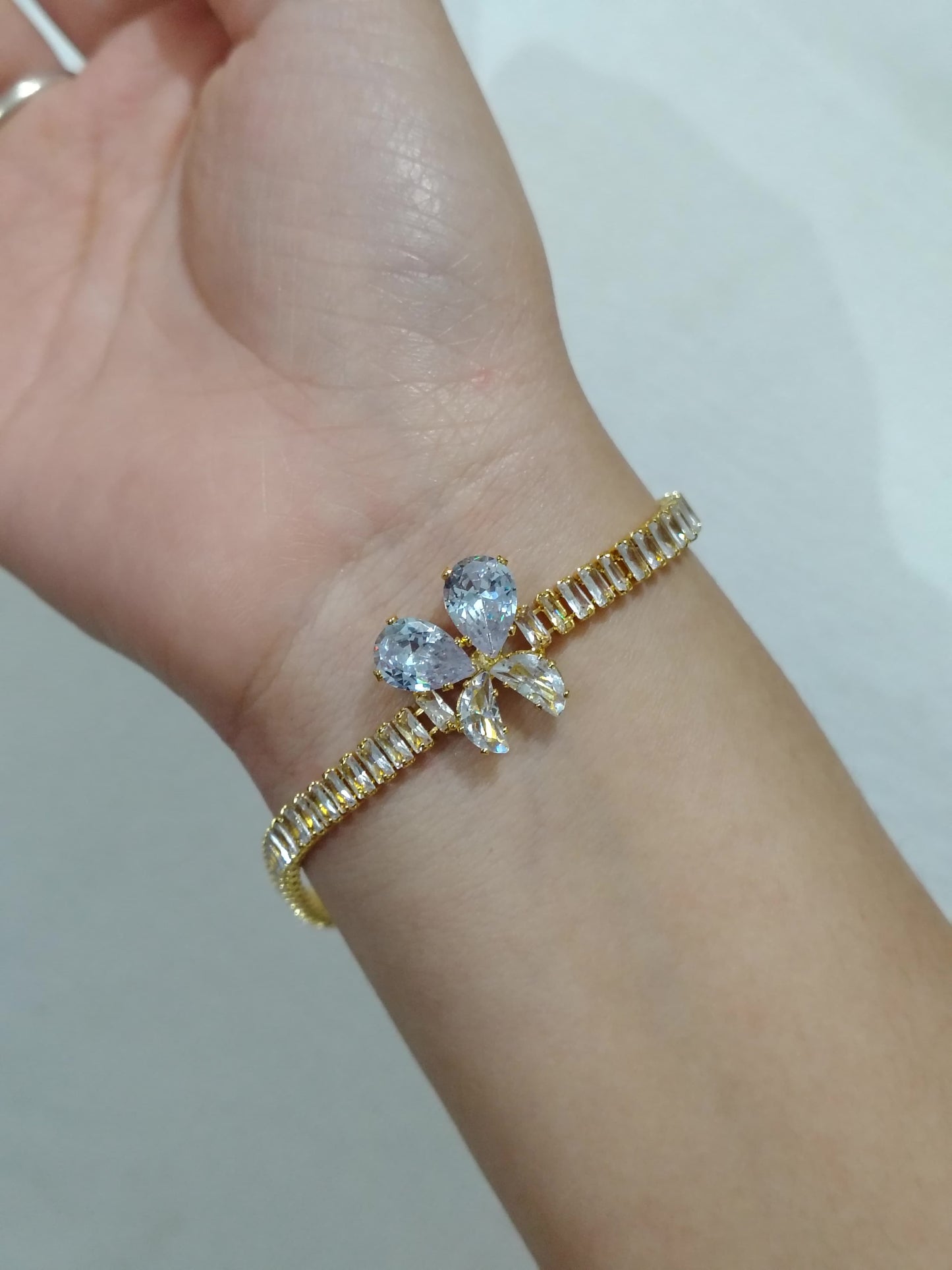 Antitarnish bracelet