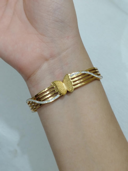 Antitarnish bracelet