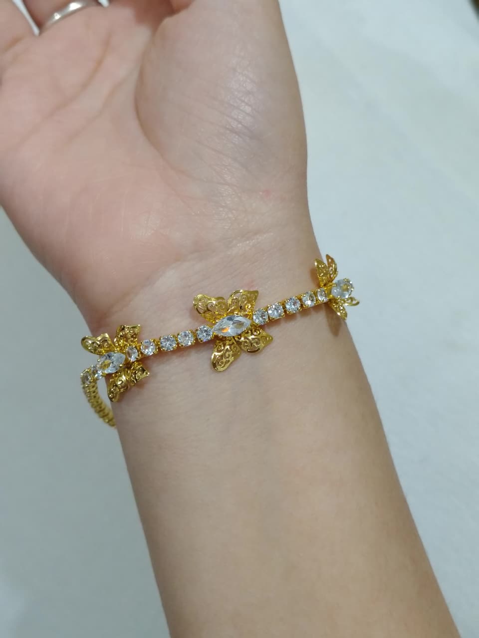 Antitarnish bracelet