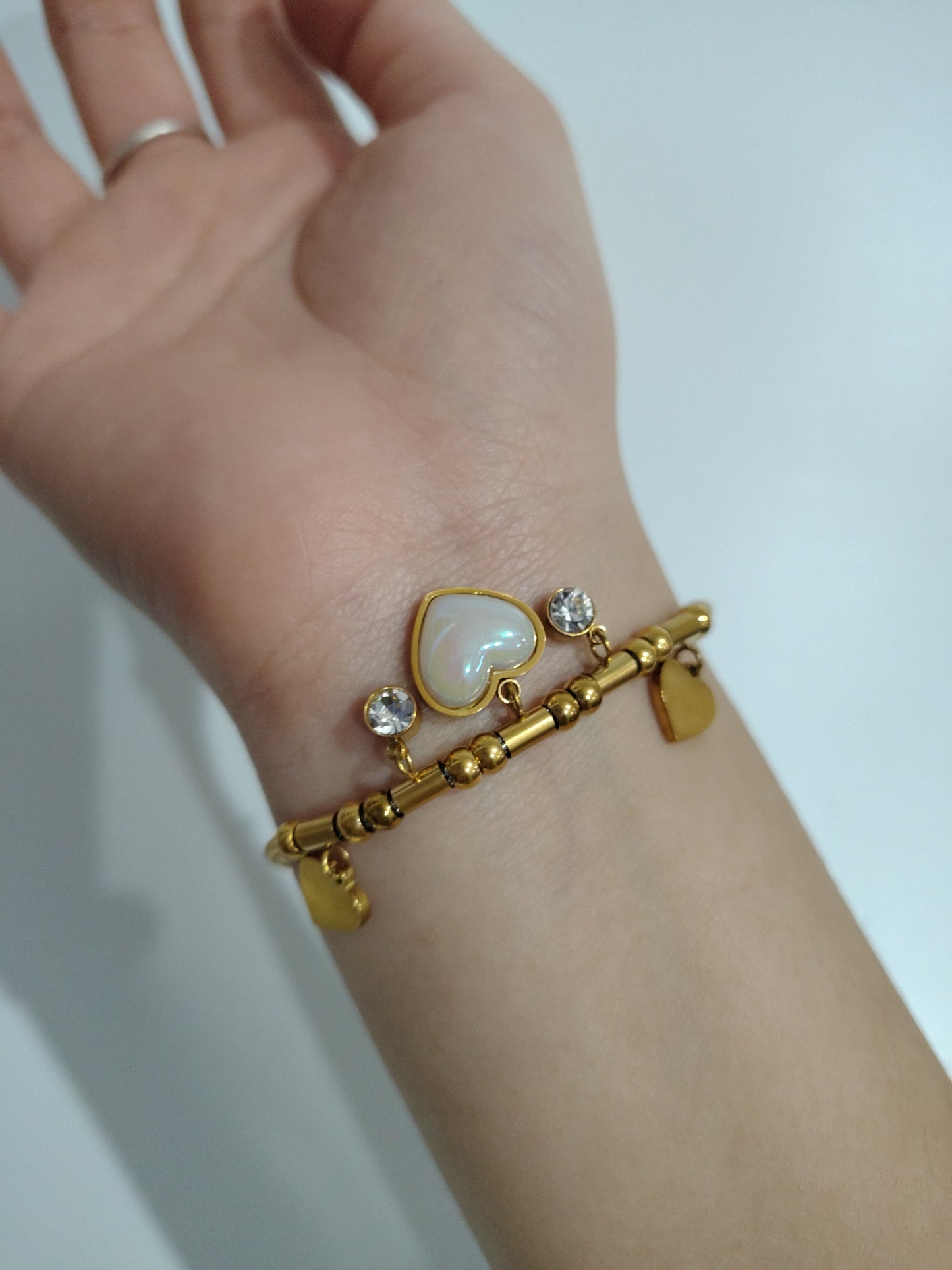 Antitarnish bracelet
