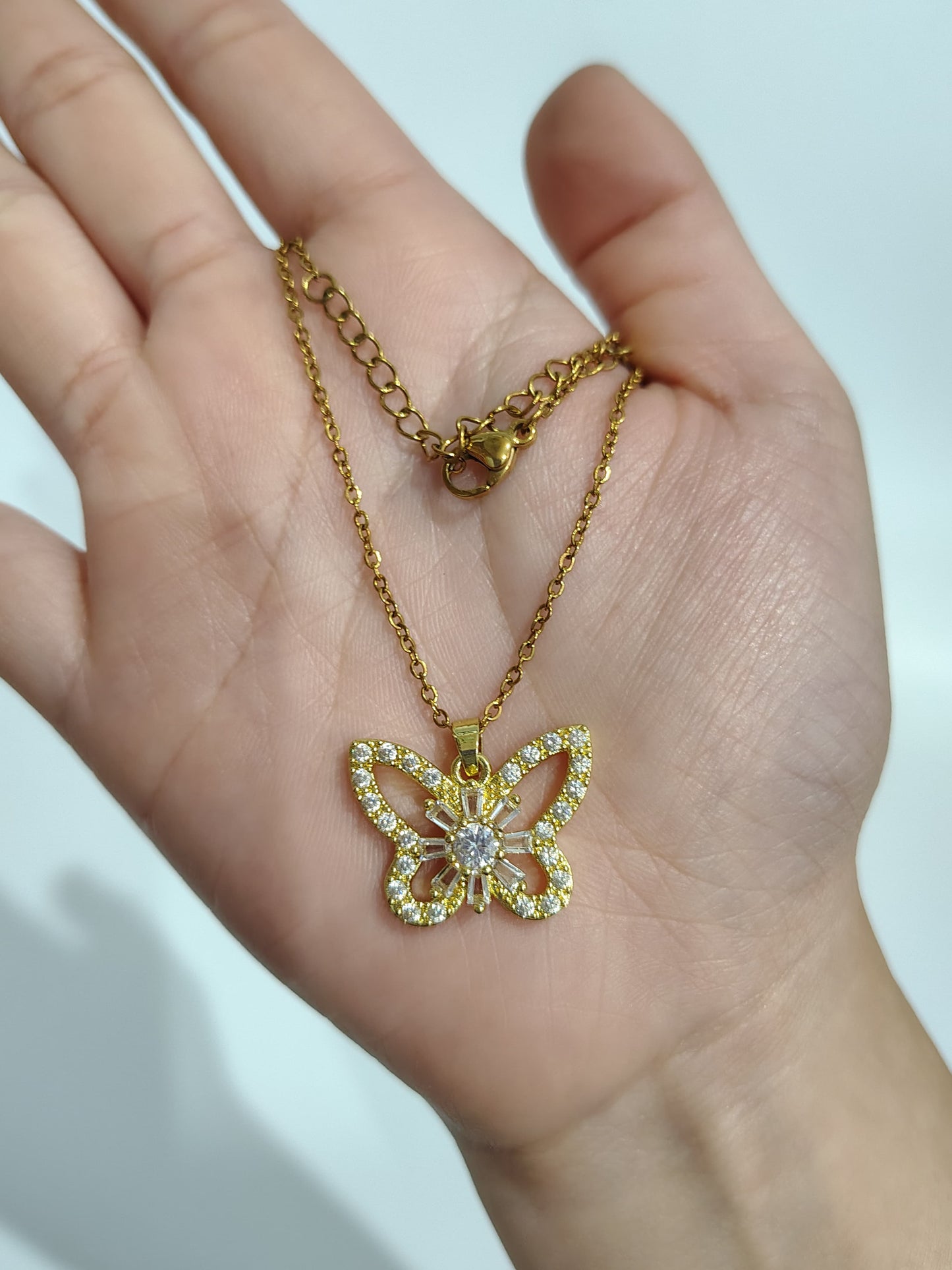 Antitarnish necklace with pendant