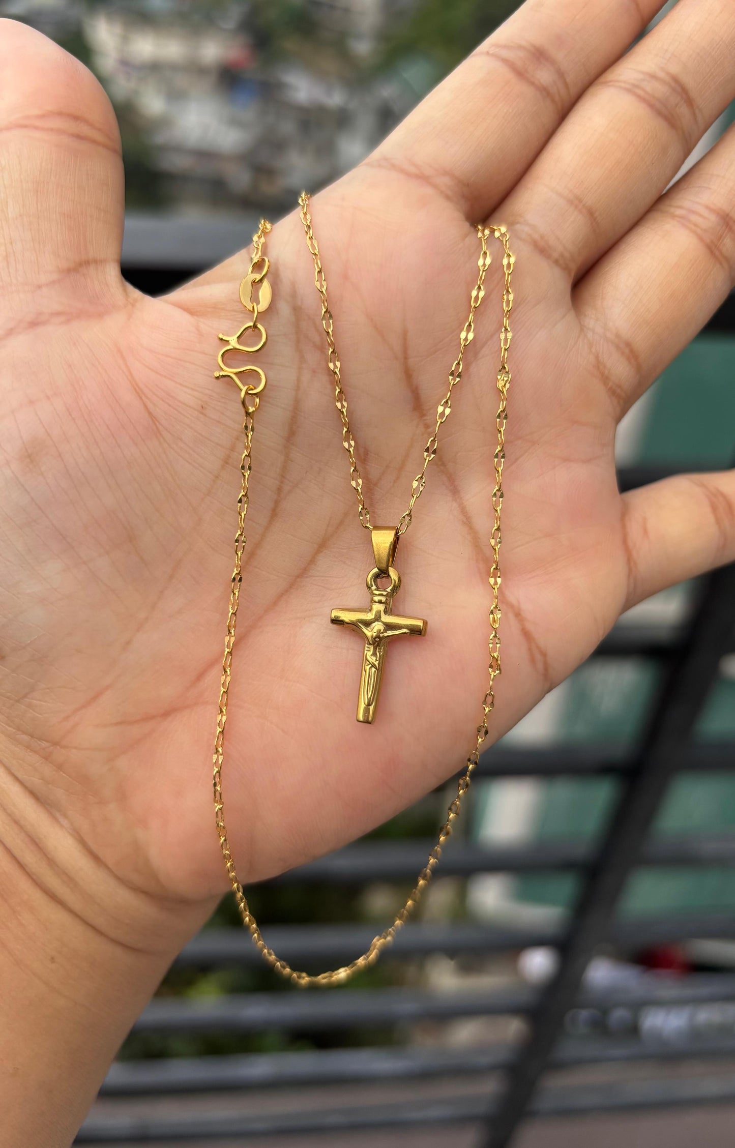 Antitarnish necklace