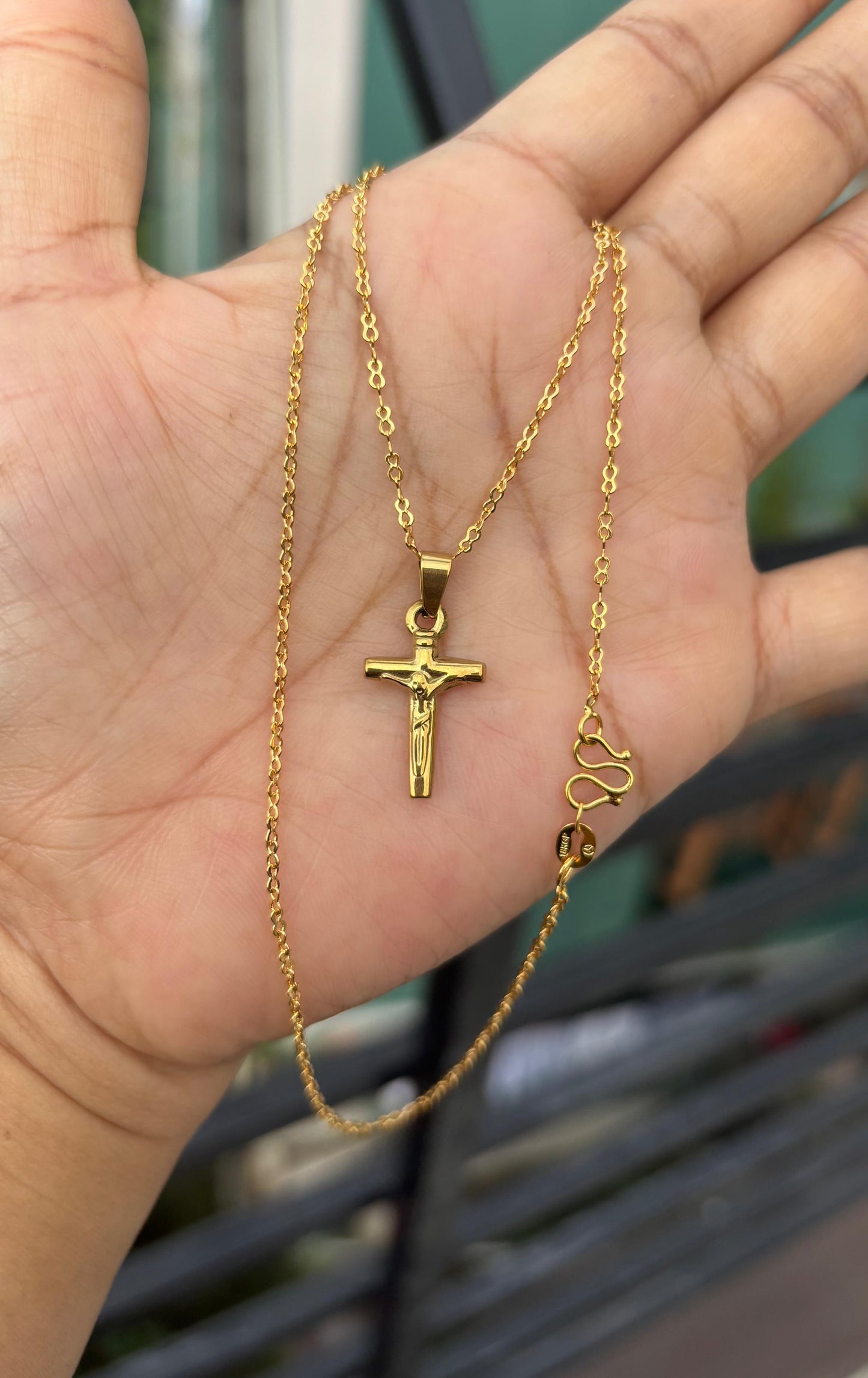 Antitarnish necklace with pendant