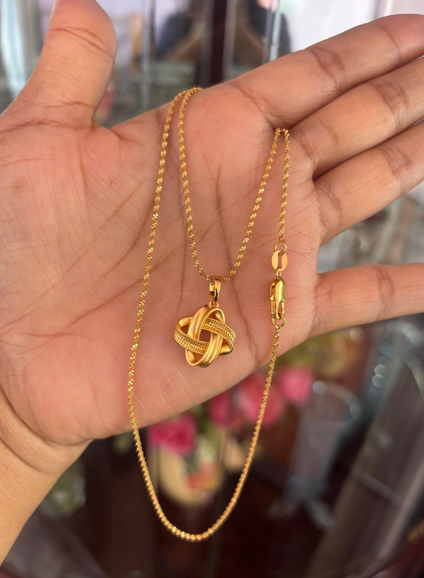 Antitarnish necklace