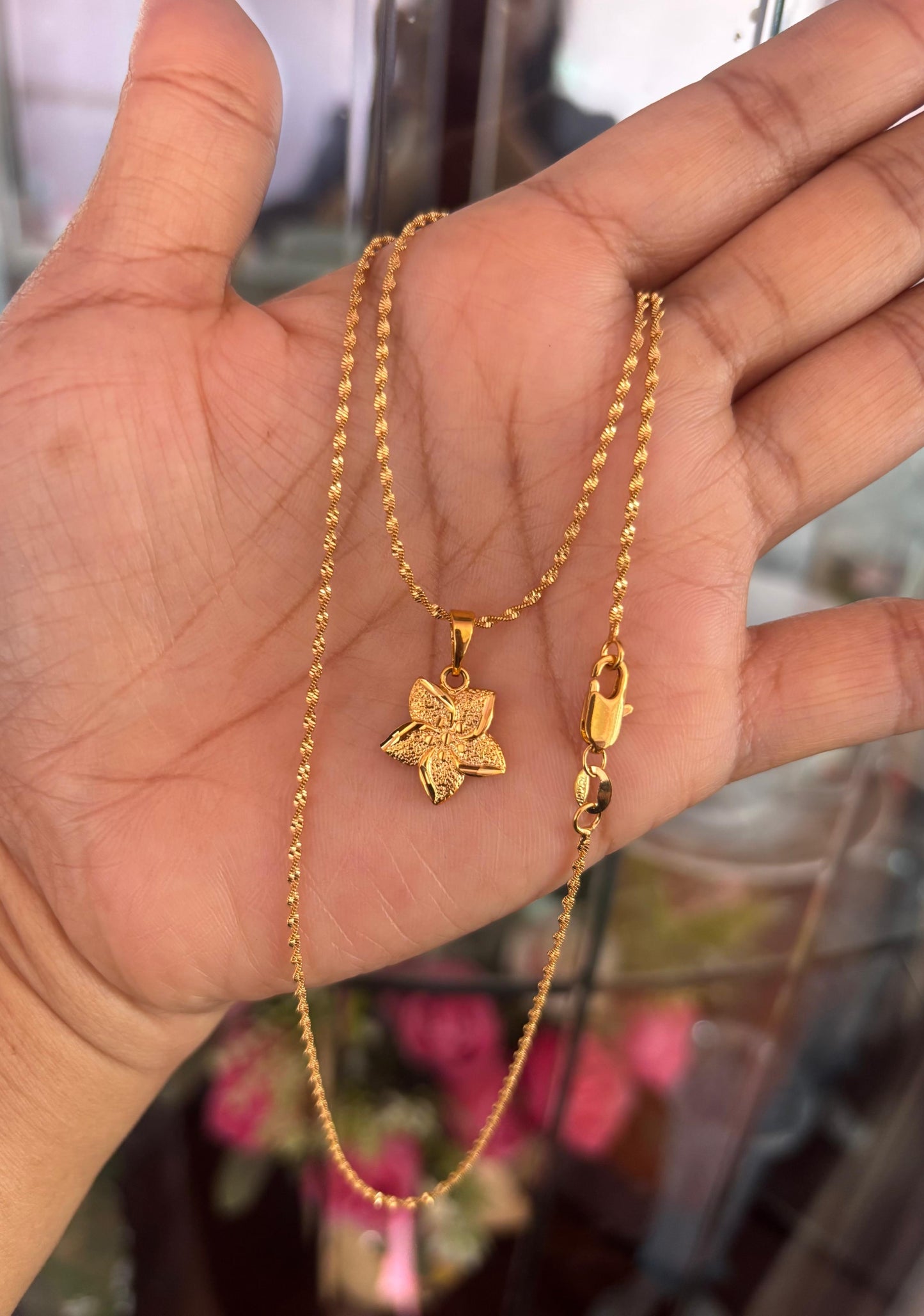 Antitarnish necklace