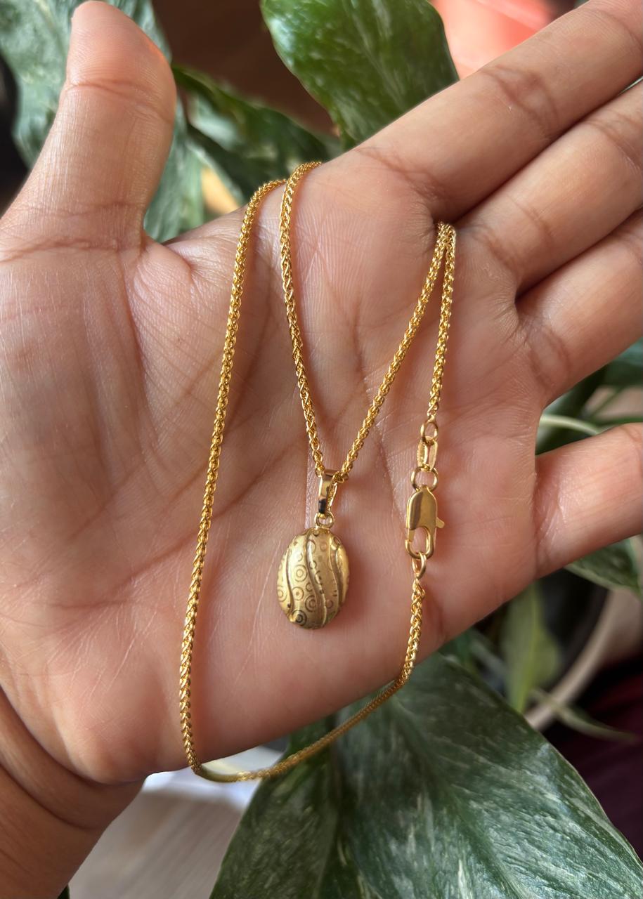 Antitarnish necklace