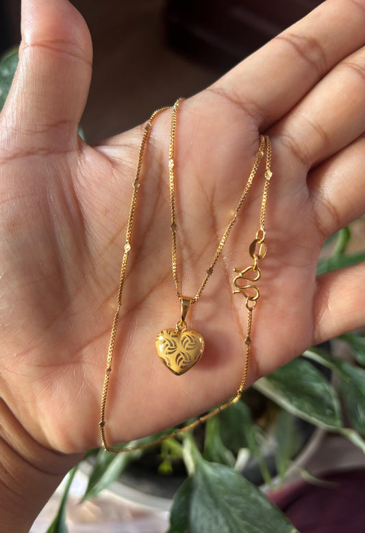 Antitarnish necklace with pendant