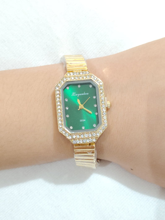 Antitarnish watch