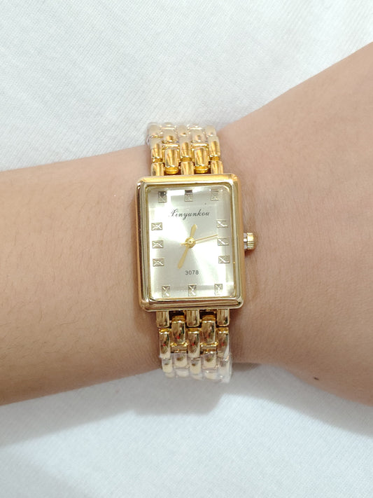 Antitarnish watch