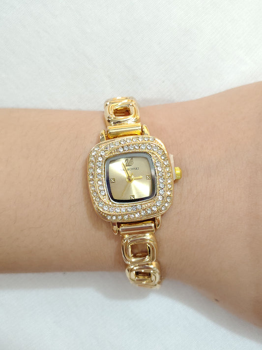 Antitarnish watch