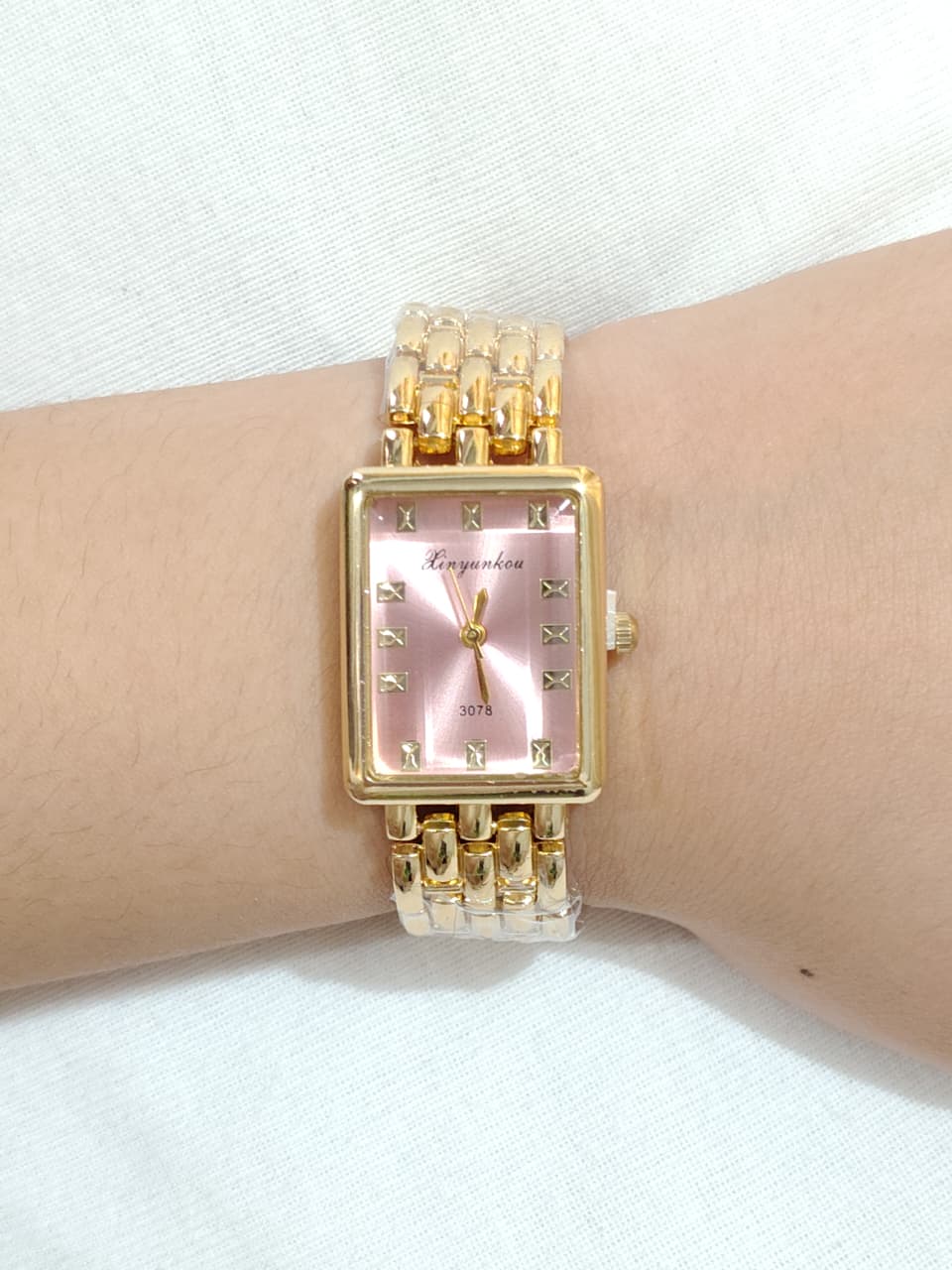 Antitarnish watch
