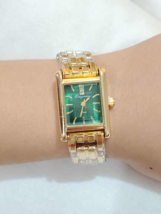 Antitarnish watch