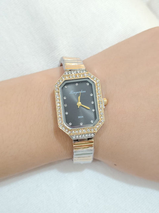 Antitarnish watch